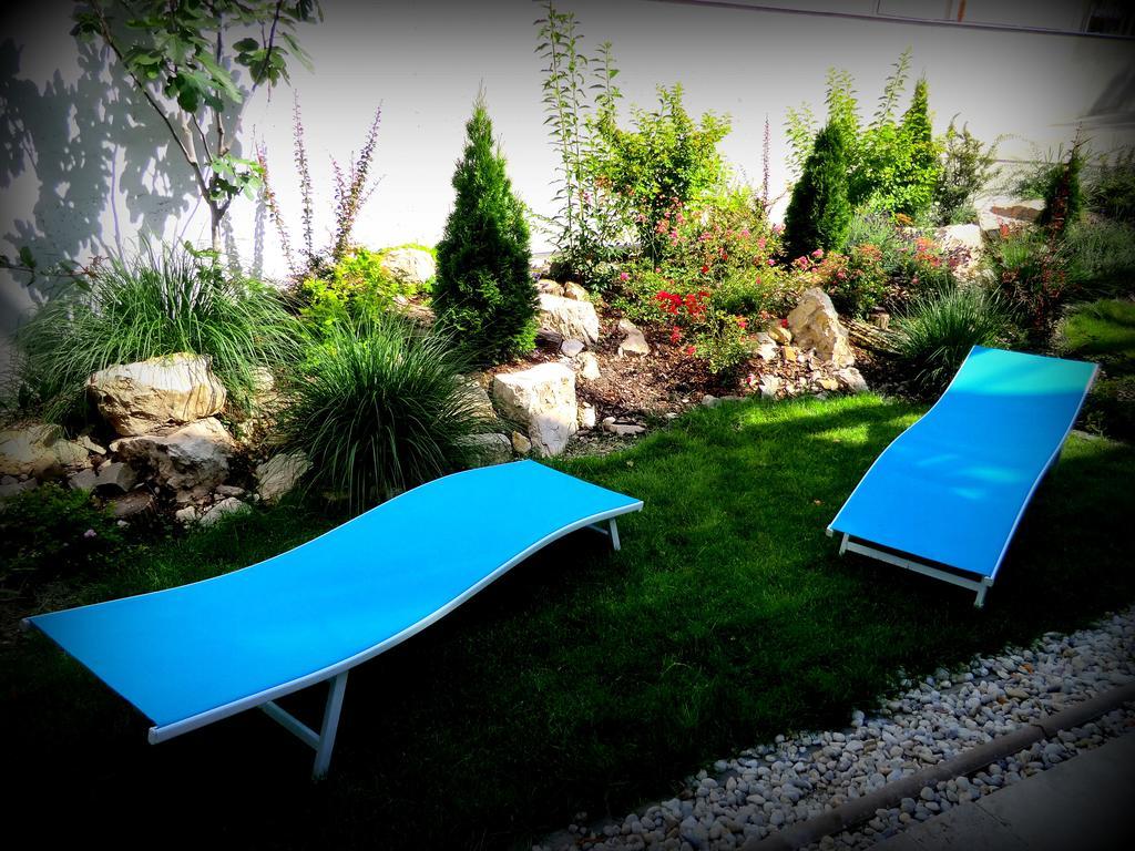 Villapark Pleasure Apartment Balatonfured